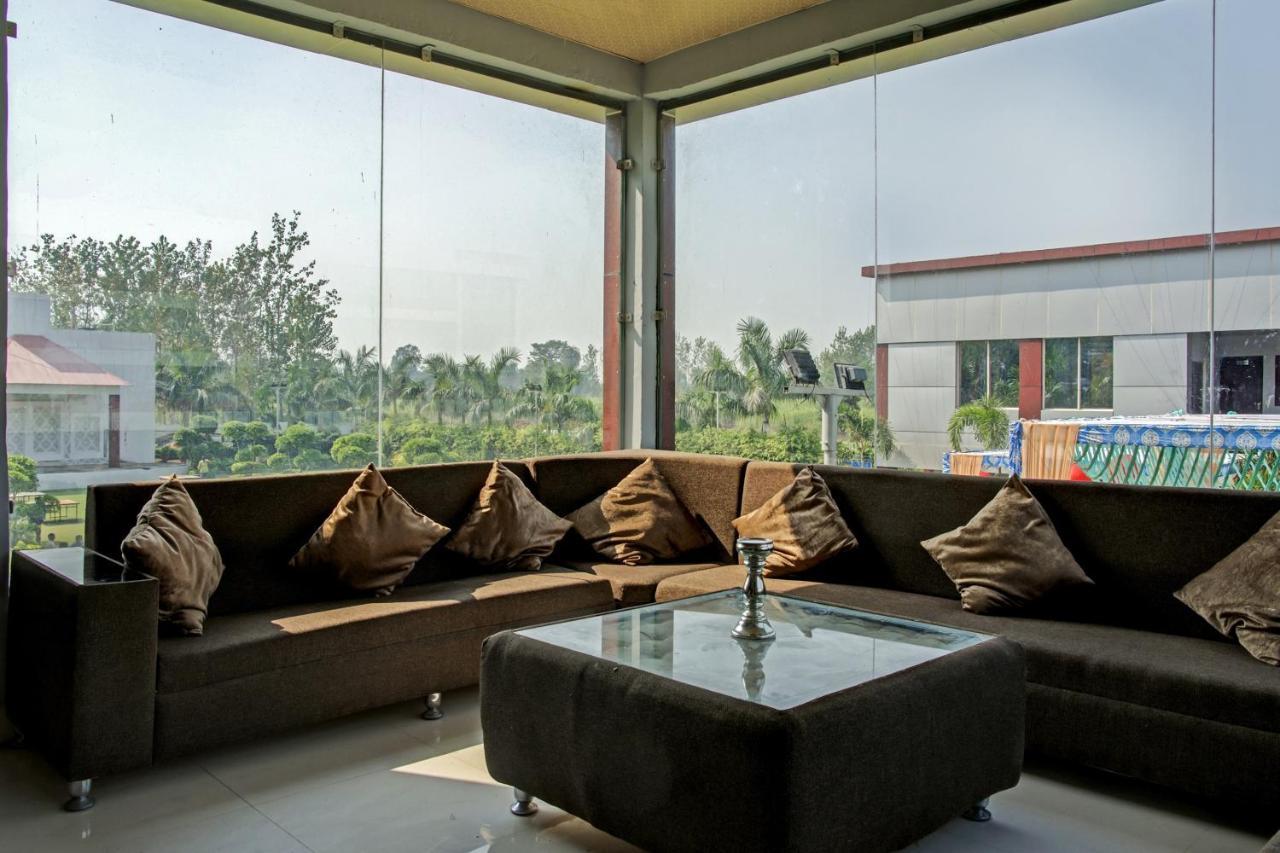 Oyo 62241 Swastik Garden Hotel Dhampur Bagian luar foto