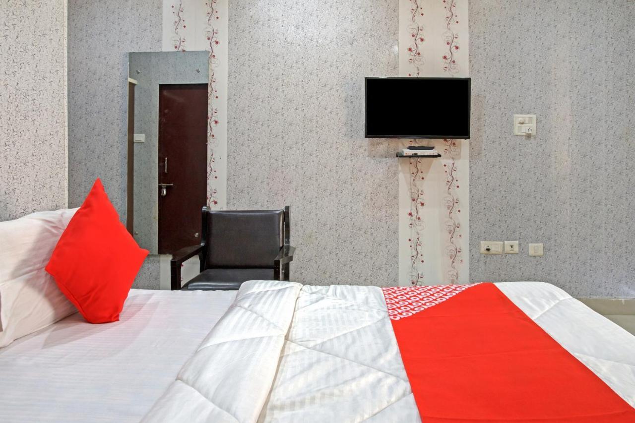 Oyo 62241 Swastik Garden Hotel Dhampur Bagian luar foto