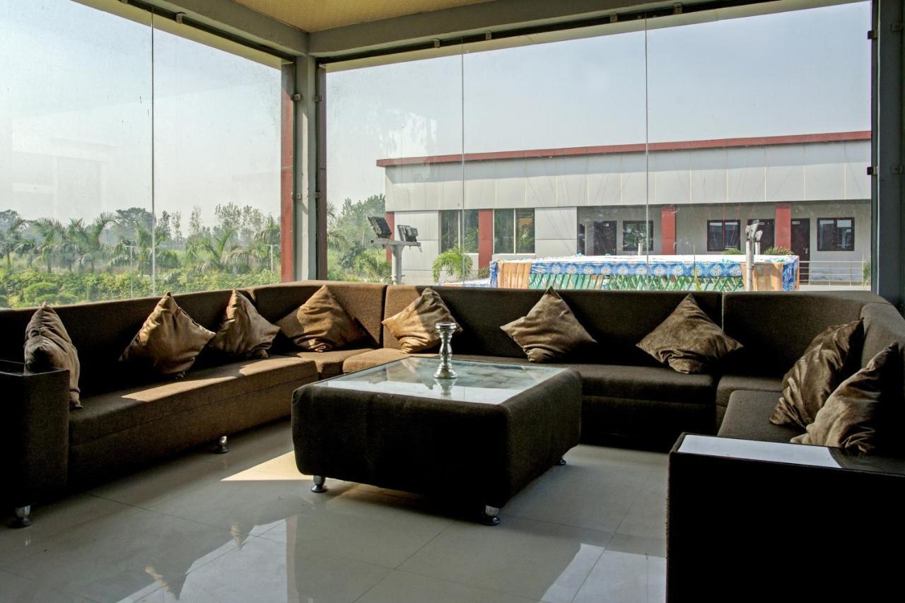 Oyo 62241 Swastik Garden Hotel Dhampur Bagian luar foto