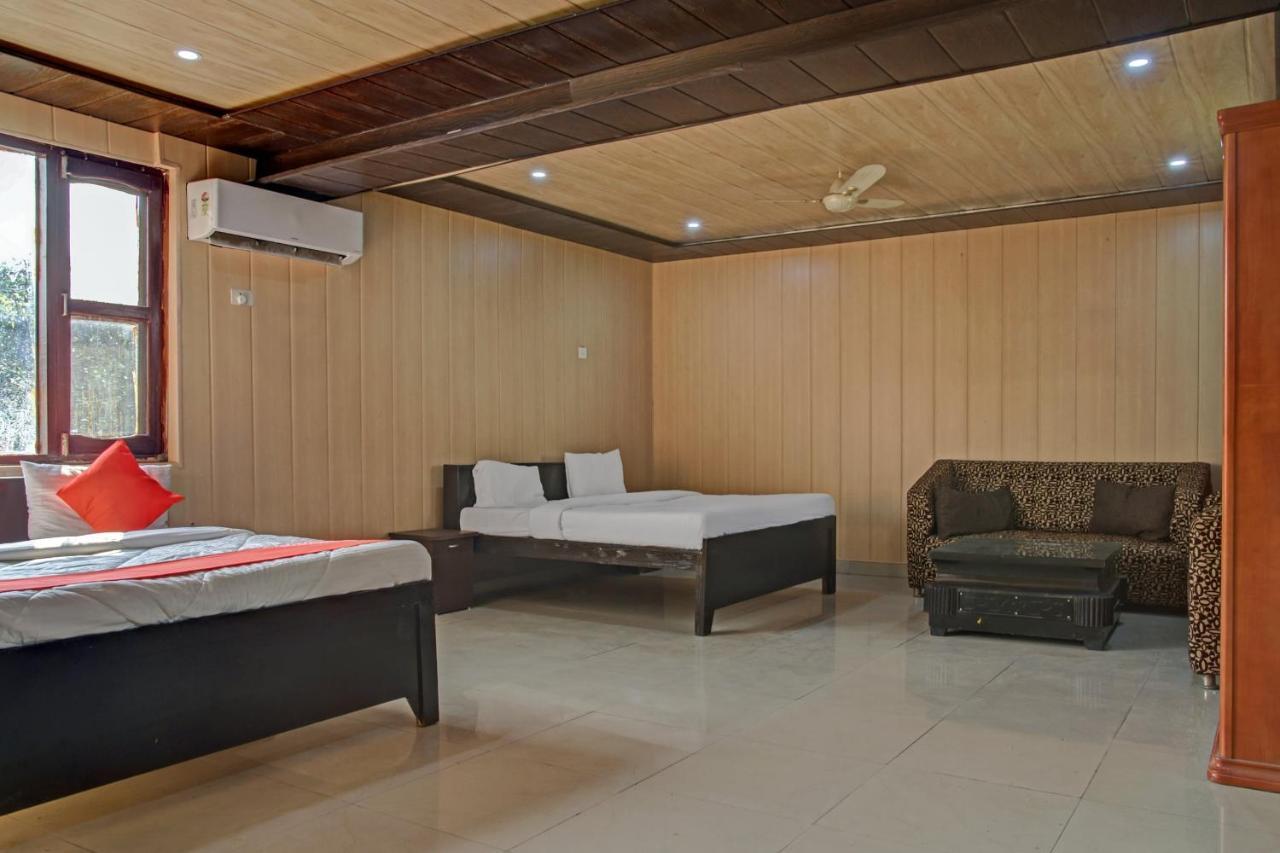 Oyo 62241 Swastik Garden Hotel Dhampur Bagian luar foto