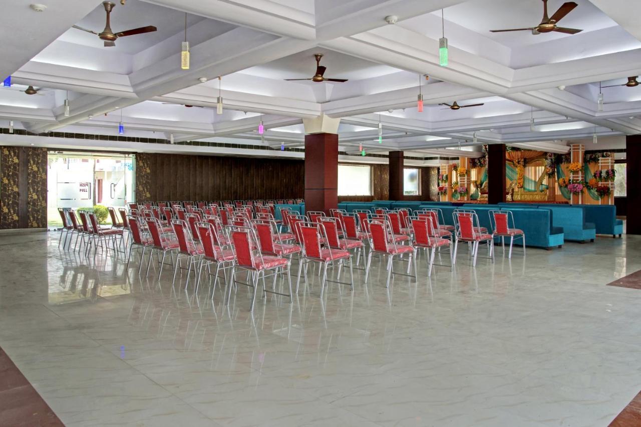 Oyo 62241 Swastik Garden Hotel Dhampur Bagian luar foto